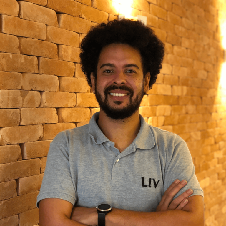 Leonardo Silva de Freitas, instrutor de Pilates do LIV
