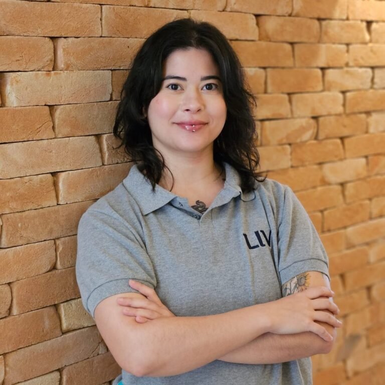 Tiemi, massoterapeuta do LIV